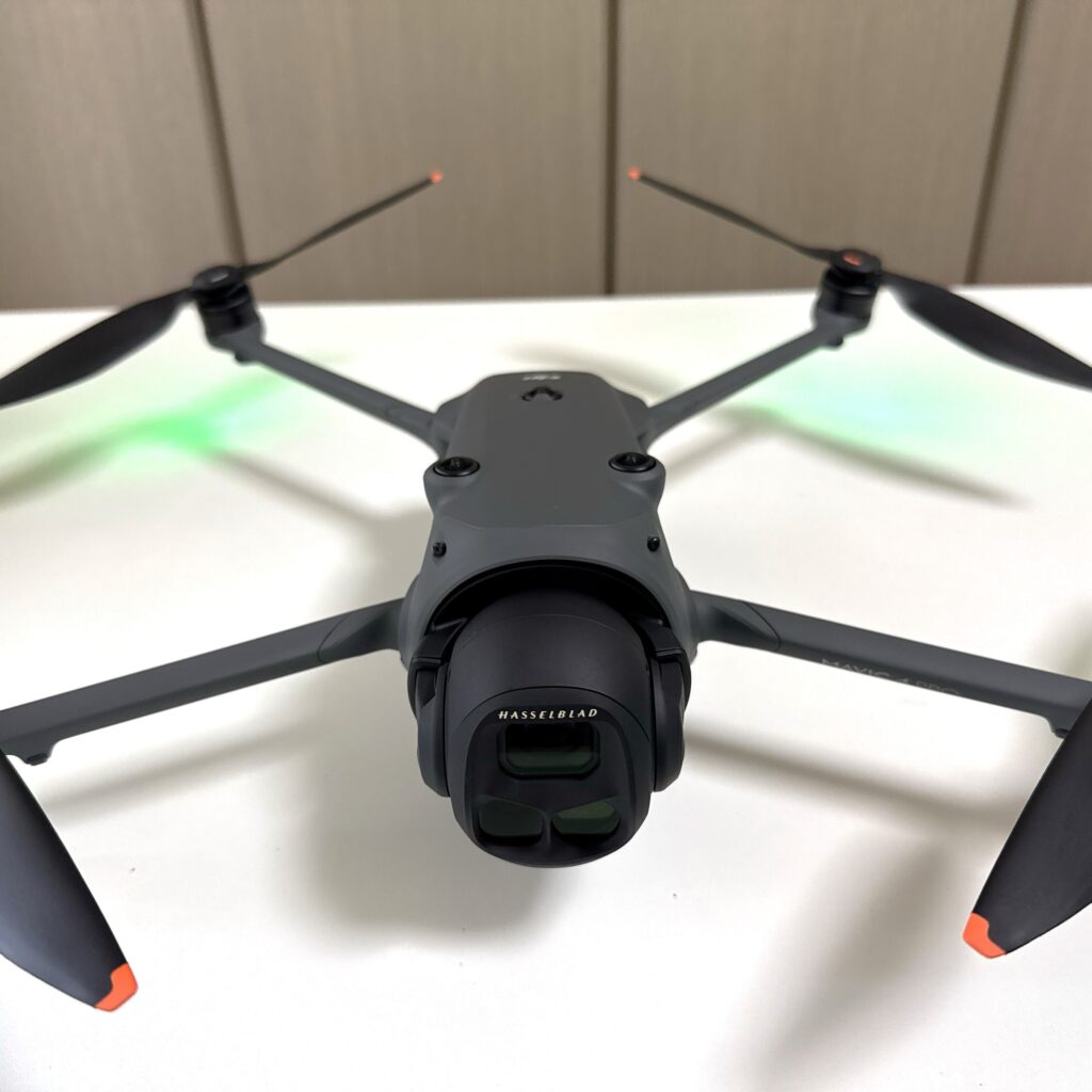 DJI Mavic 4 Pro-11