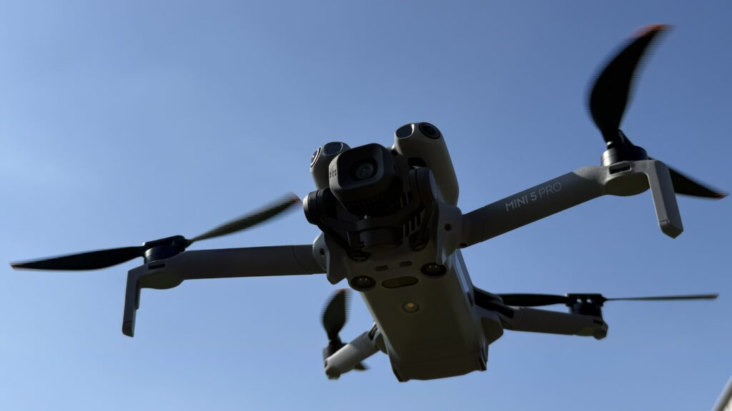 DJI Mini 5 Pro／初ホバリング 2